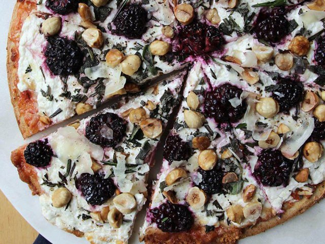 Cauliflower Pizza Recipe | Berry Explosion Pizza | CAULIPOWER