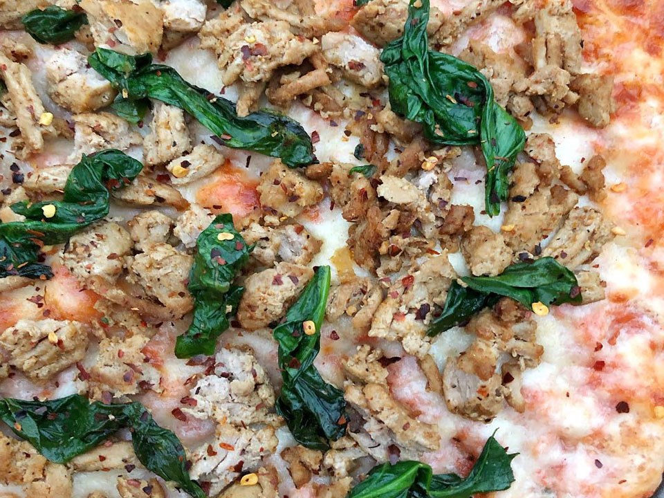 Cauliflower Pizza Crust | Spicy Ground Chicken Pizza Recipe