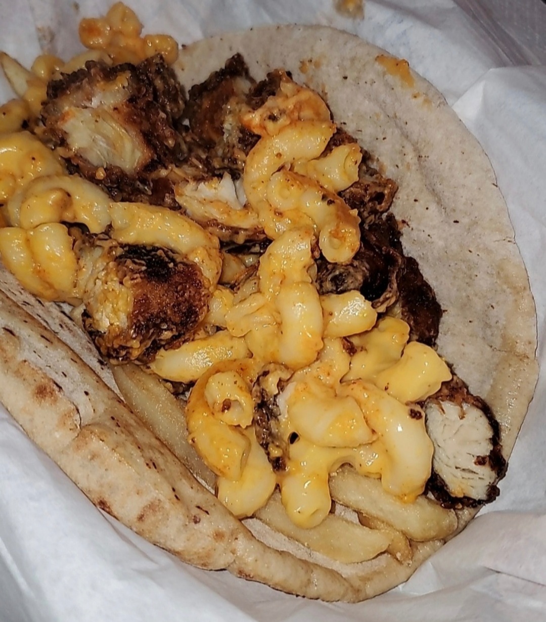 Chicken and Mac Pita