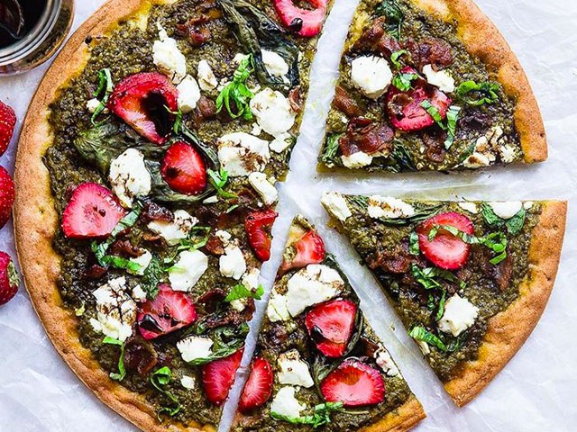 Cauliflower Pizza Recipe | Strawberry Bacon Pizza | CAULIPOWER