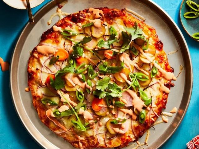 CAULIPOWER Red Curry Pizza