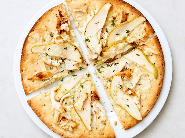 Cauliflower Crust Pizza | Pear &amp; Gorgonzola Pizza Recipe