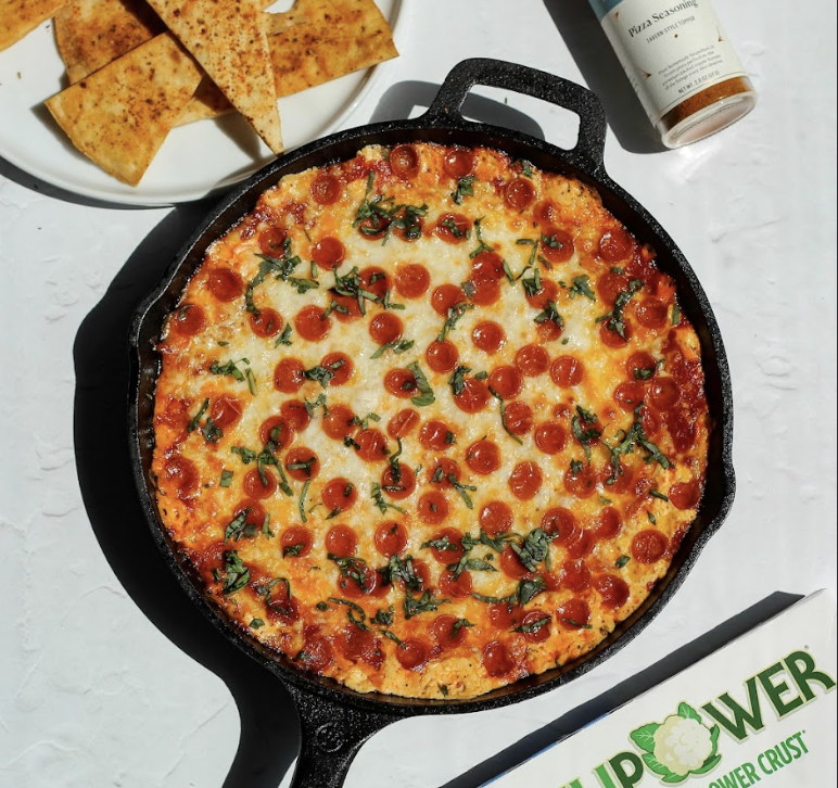 Pepperoni Pizza Dip with Pizza Seasoned "Crackers"