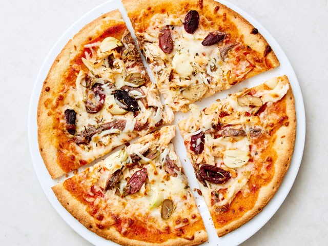 DIY Cauliflower Pizza | Viva La Vegolution Pizza | CAULIPOWER